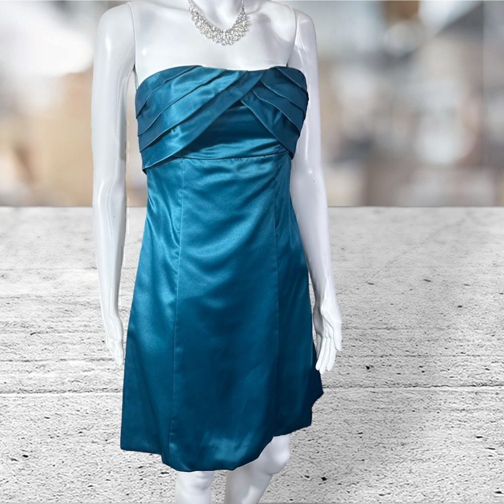 Jessica Simpson Strapless Ruffle Back Teal‎ Mini Dress - Picture 3 of 8